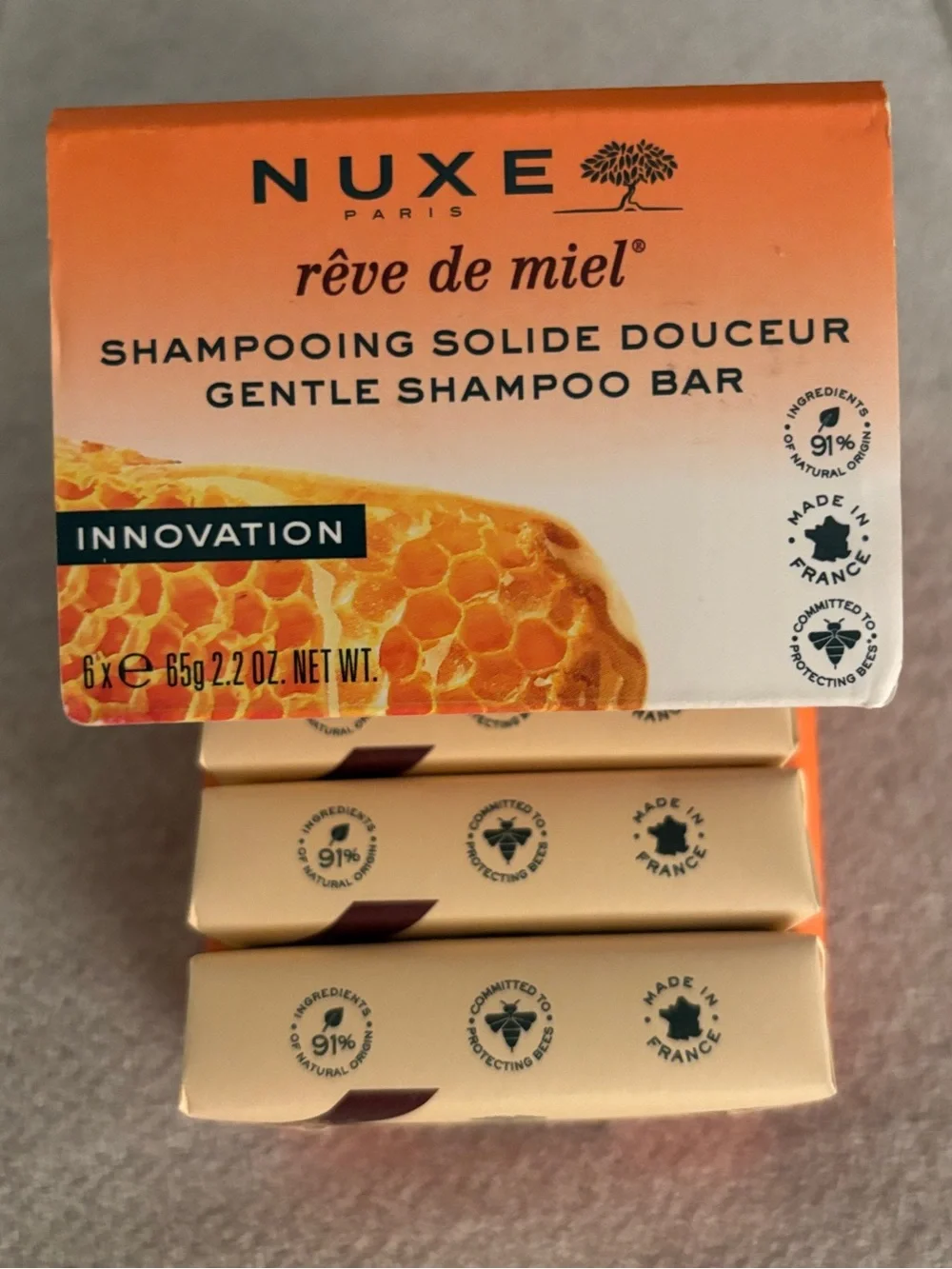 NUXE Reve De Miel Solid Shampoo Gentle Care Box of 6 Bars, 65g/2.2oz Each France - Picture 3 of 6